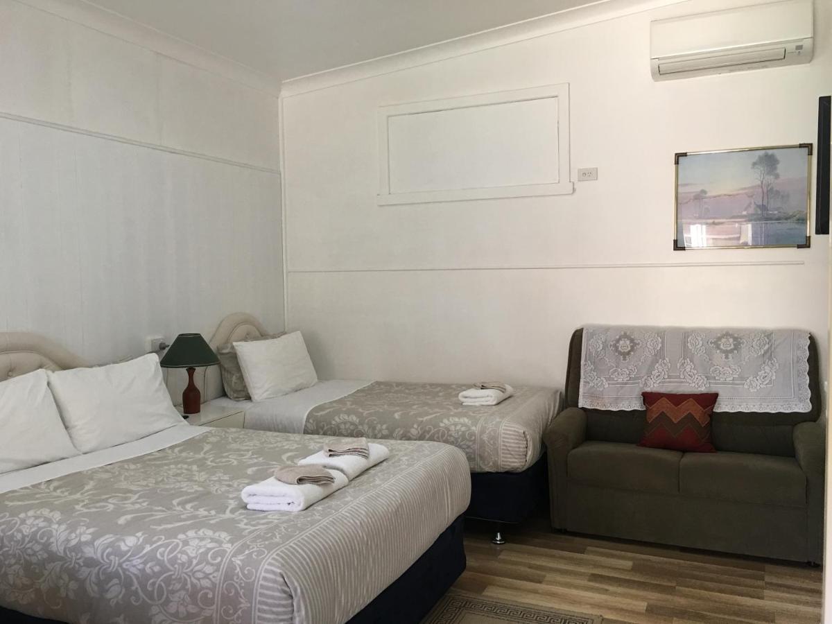 Major Innes Motel Порт-Маккуорі Екстер'єр фото